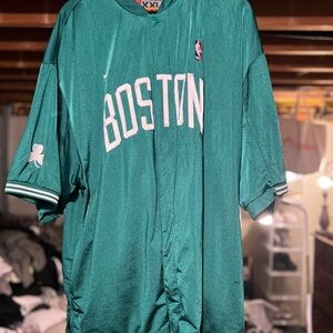 VTG Boston Celtics Green Basketball Warm up Jersey